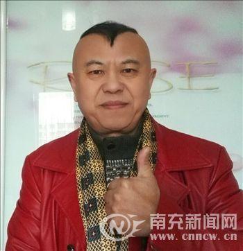 南充“潘长江”叶先志:在演艺路上继续拼搏